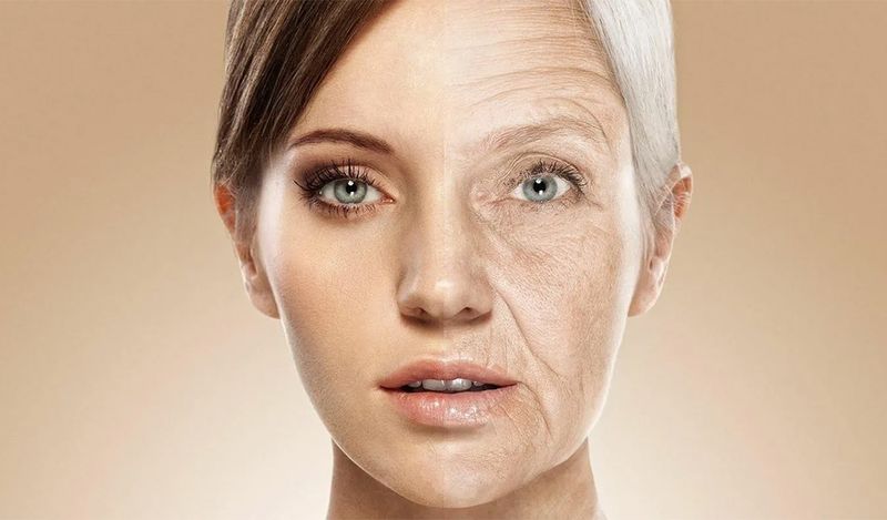 Потеря упругости кожи: причины, восстановление, средства | Christina Cosmetics